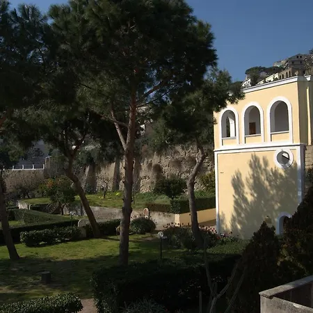 Casa Tolentino Konukevi